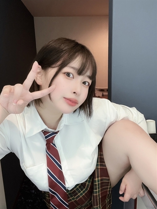 藤北 真緒（単体AV女優）のプロフィール写真